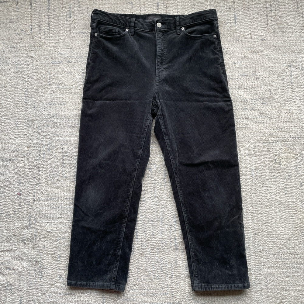 Banana Republic Women’s Pants Dark Gray Corduroy Straight Leg High Rise Size 31.